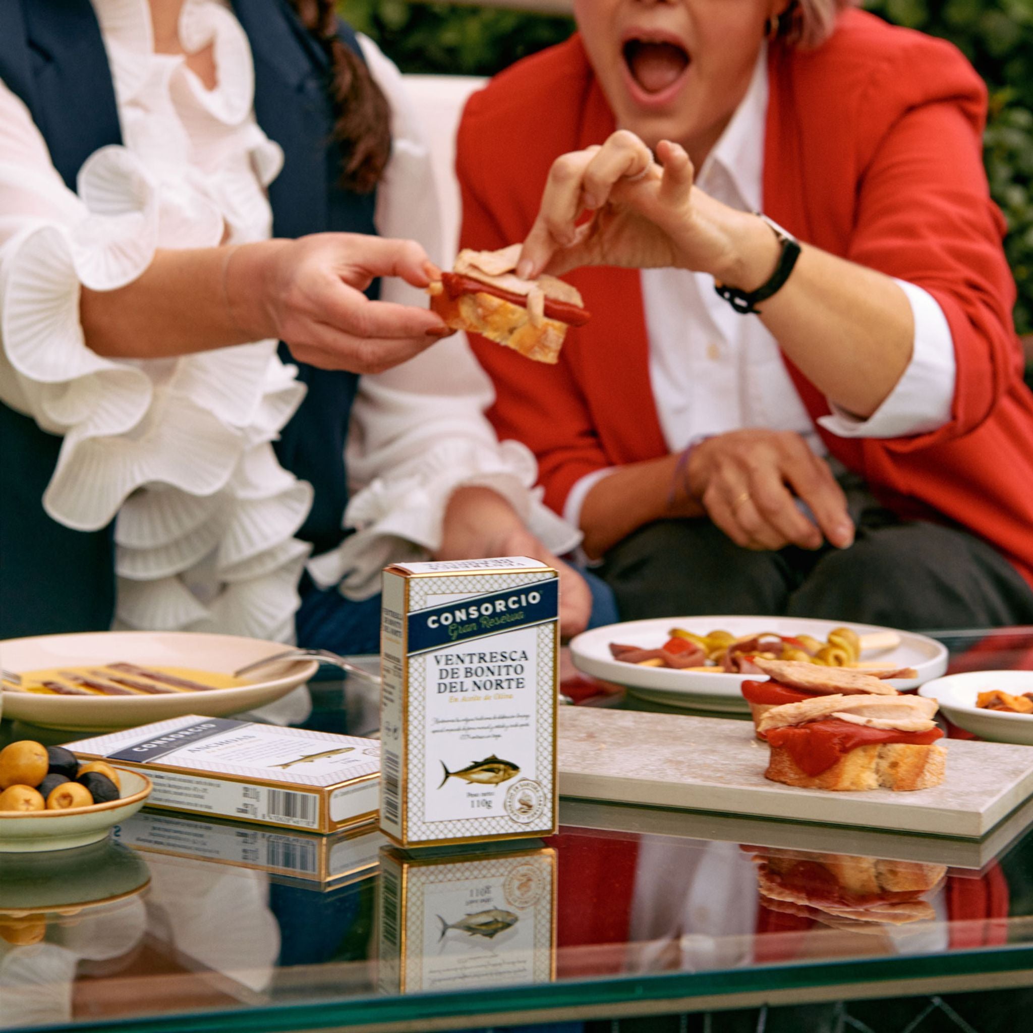 Confezione risparmio: ventresca di tonno rosso del Nord in olio d'oliva, 8 unità x 110 g